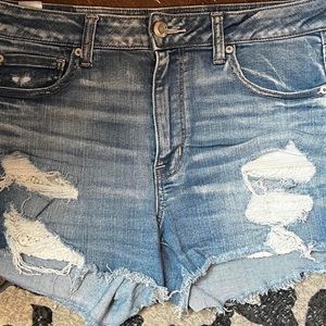 American Eagle ripped jean shorts